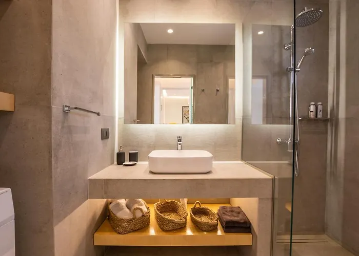 فيلة Isanema Lakki (Karpathos)